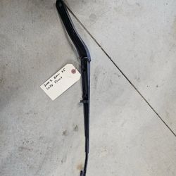 2002 BMW X5 E52 Left Front Windshield Wiper Arm