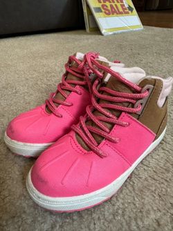Toddler Girls Pink and Brown Duck Boots Size 10 by OshKosh