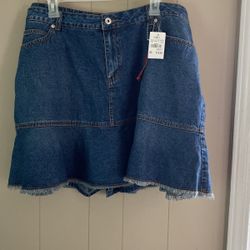 Women’s Plus Size Skirt