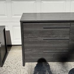 Dresser Set