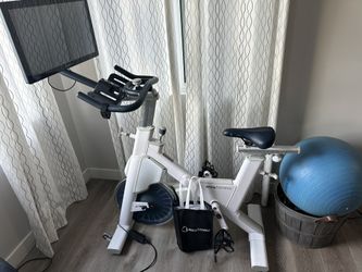 Relisted and reduced! New Years Resolutions? - MyX Fitness Bike - Like New!!