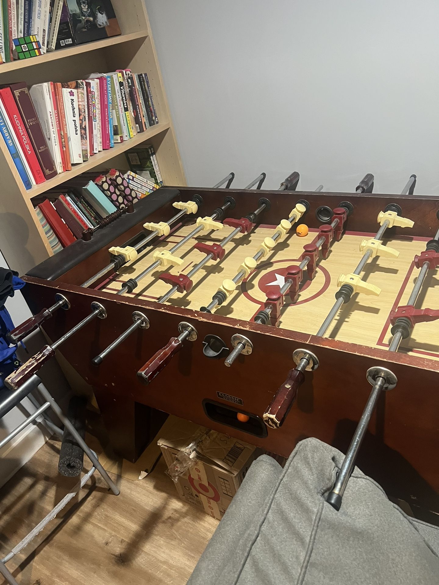 Foosball Table for Sale in Chicago, IL OfferUp