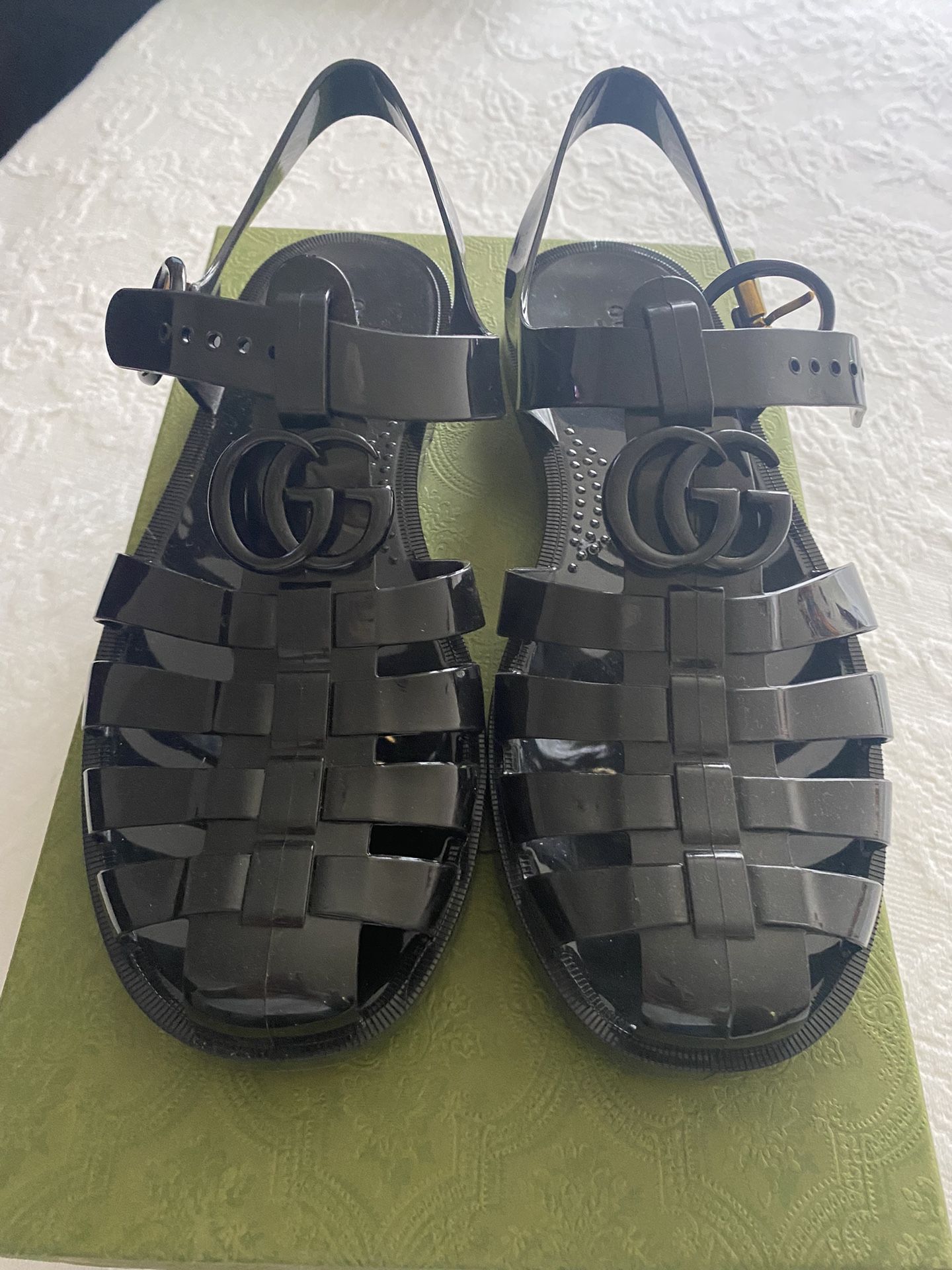 Gucci.Like new. Brands Like OBEY and Gucci Confront a New, Shifting Post  main image 2