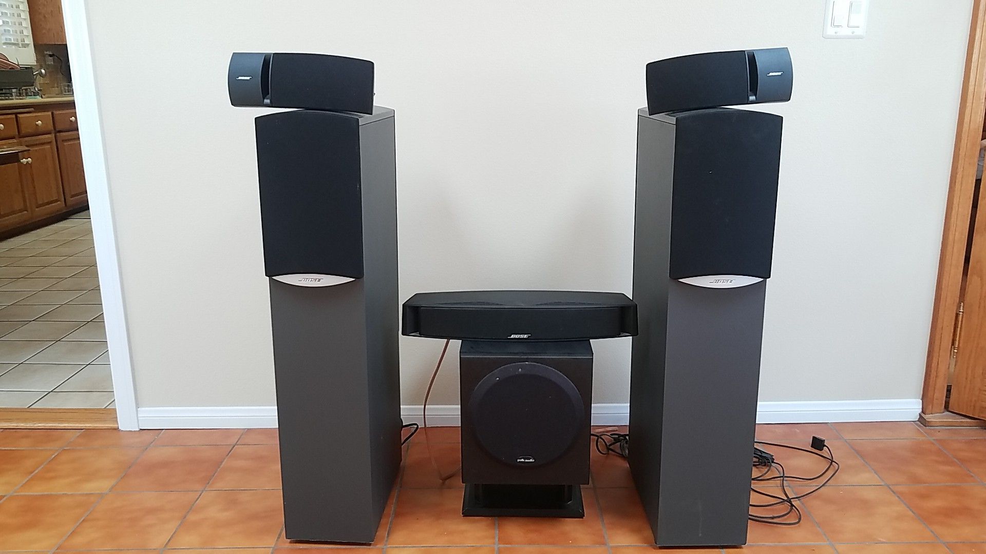 Bose towers,speakers,Polk audio base for Sale in Orange, CA OfferUp
