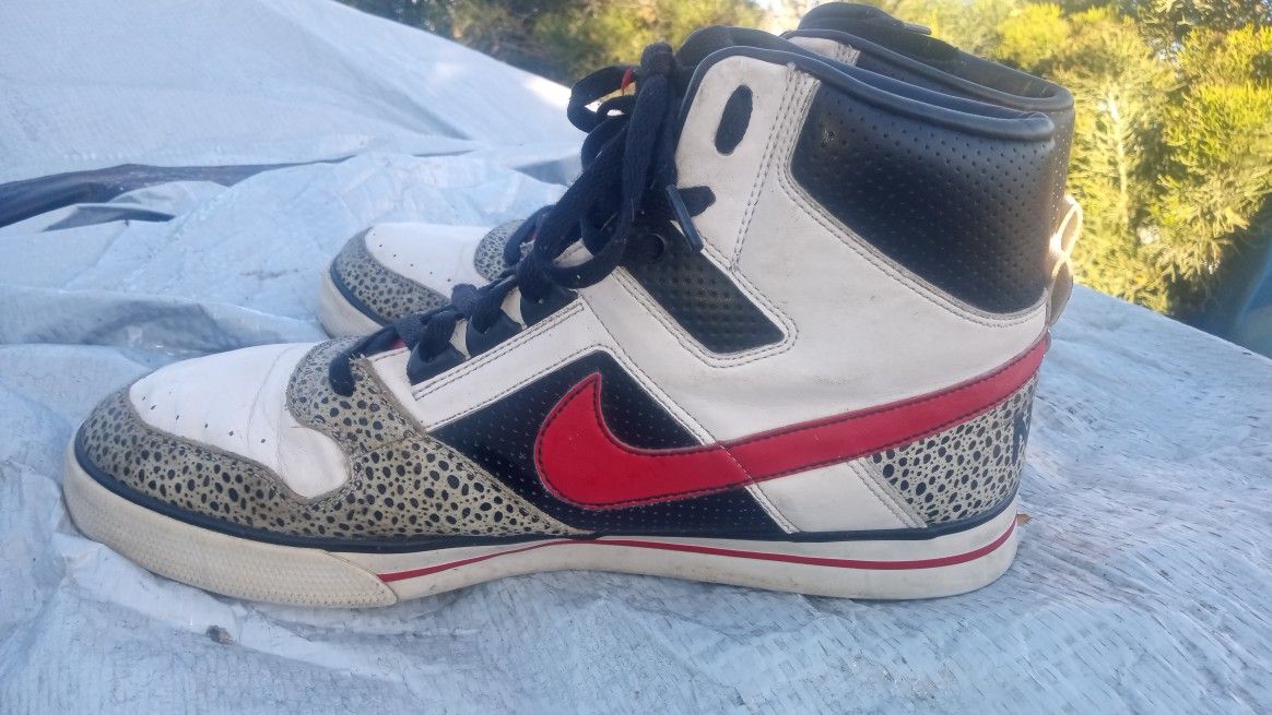 NIKE DELTA FORCE HIGH TOP AC SNEAKERS SIZE 12
