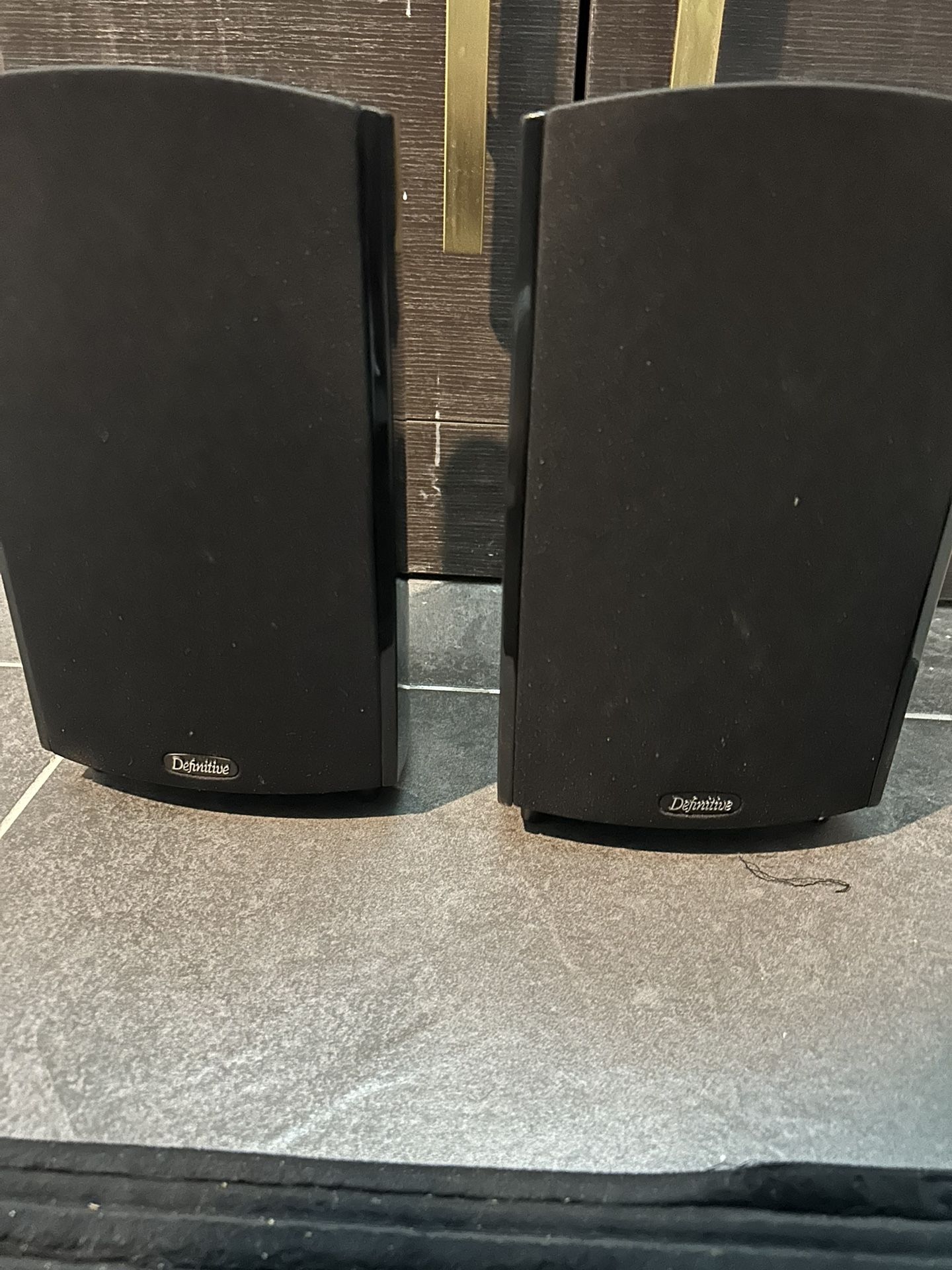 Definitive Technology Speakers 