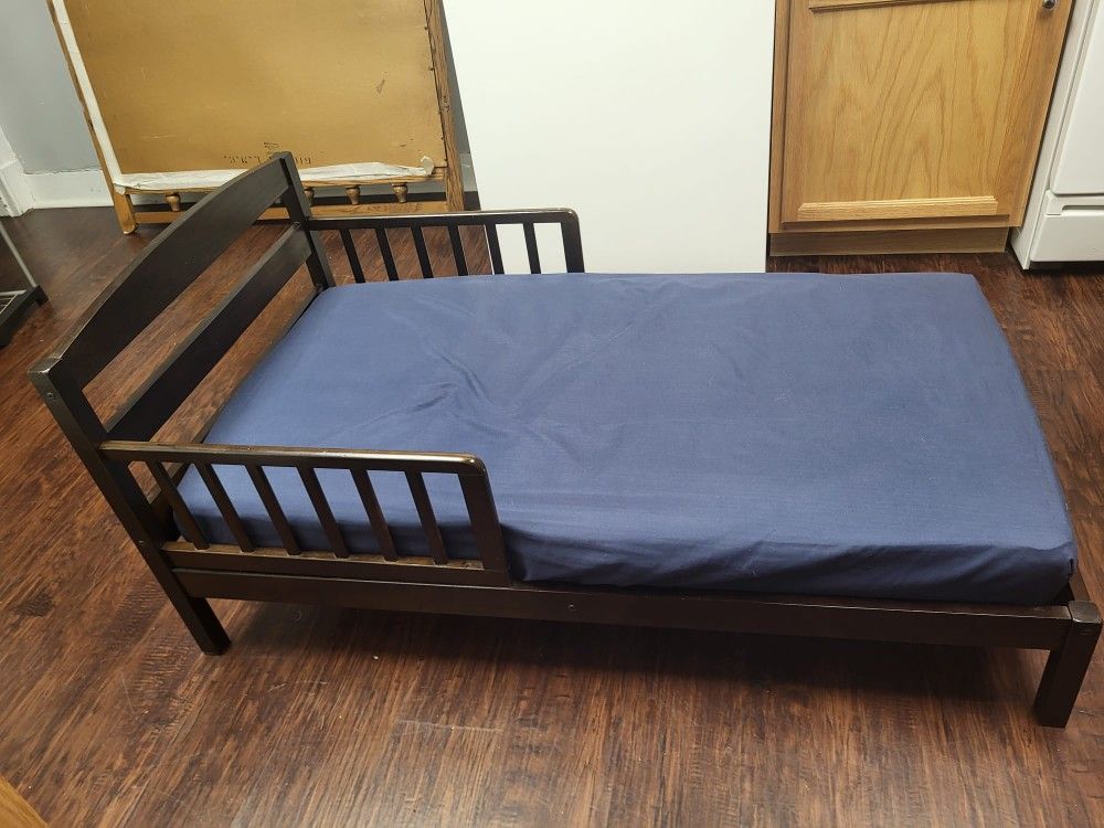 Toodler BED