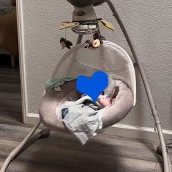 Fisher Price Electric Baby Swing 