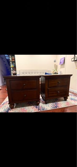 Two night stands 17*28*28.