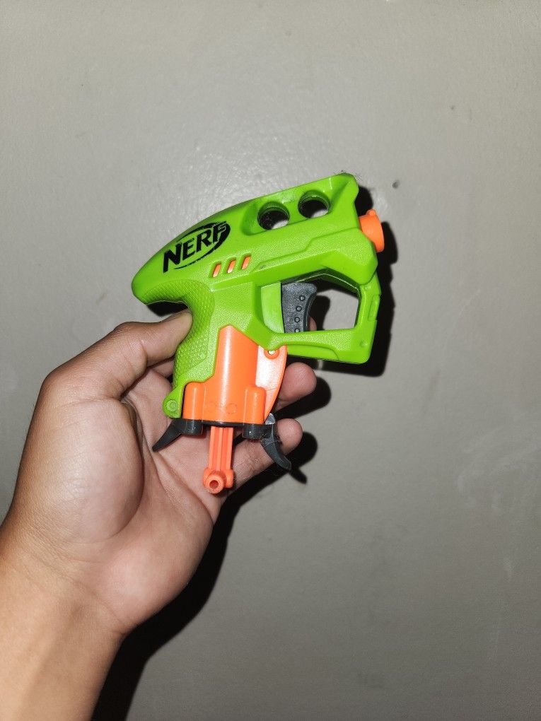 Nerf Gun 