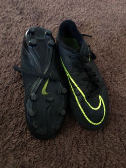 Nike youth soccer cleats