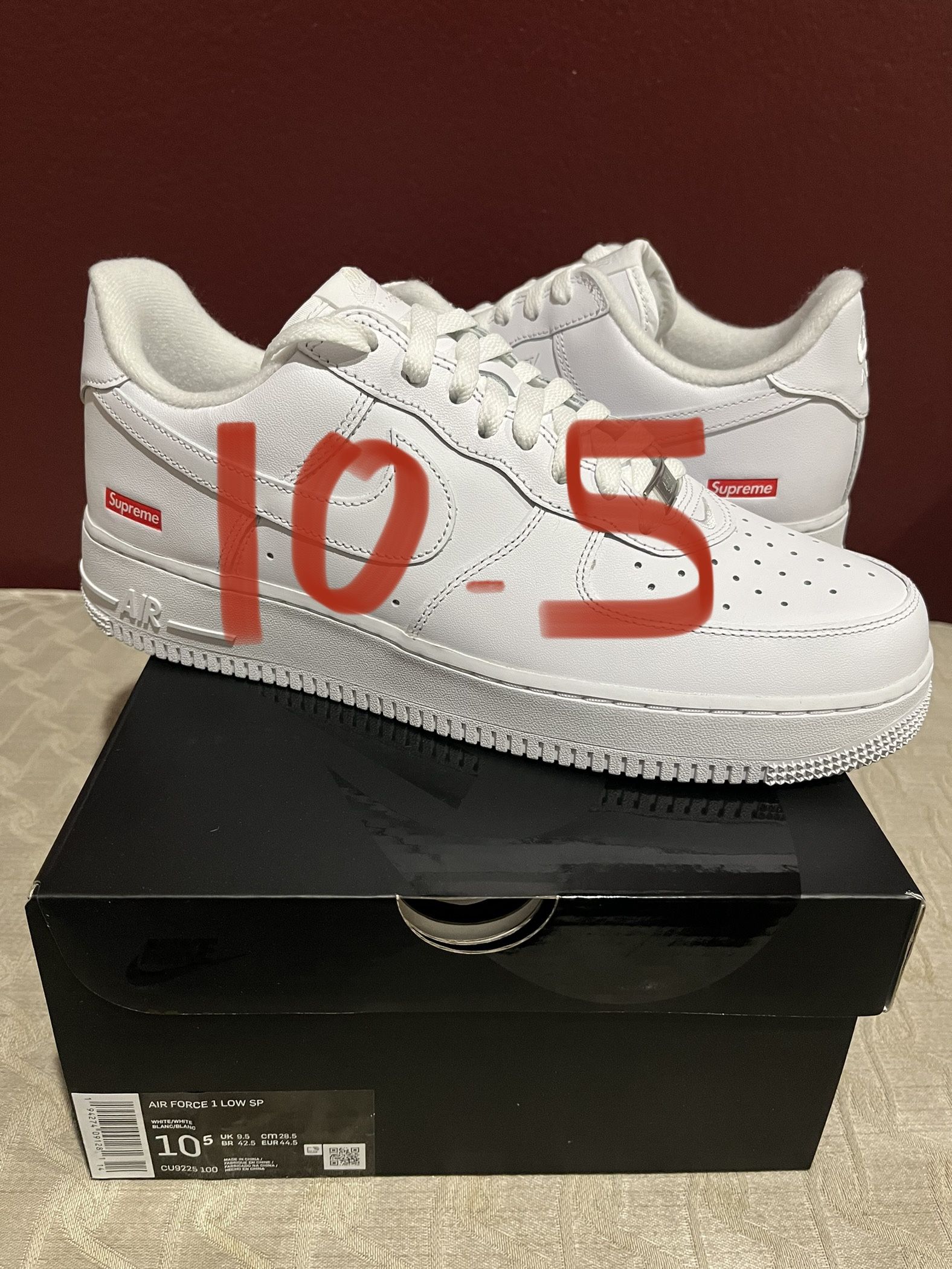 MENS SIZE 10.5 NIKE AIR FORCE 1 LOW SUPREME WHITE for