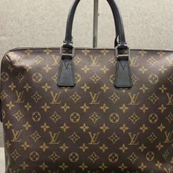 Louis Vuitton vintage pattern handbag