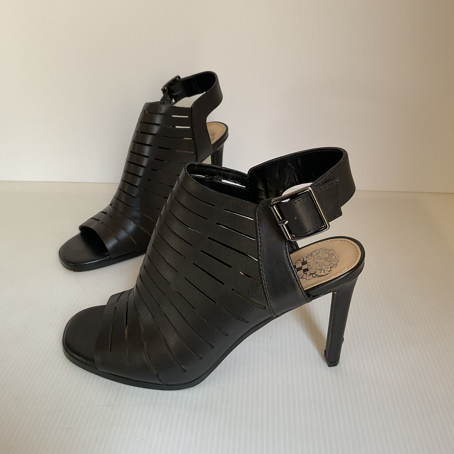 Vince Camuto Black Cutout Leather Peep Toe Heels Size 8.5 M Women’s High Heel Sandals