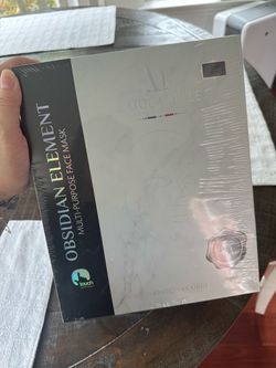 Obsidian Element multi-purpose face mask device