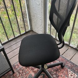 Rolling Office Chair Thumbnail