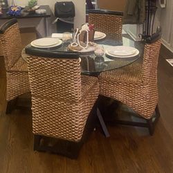 Dining Set W 5 Chairs. 