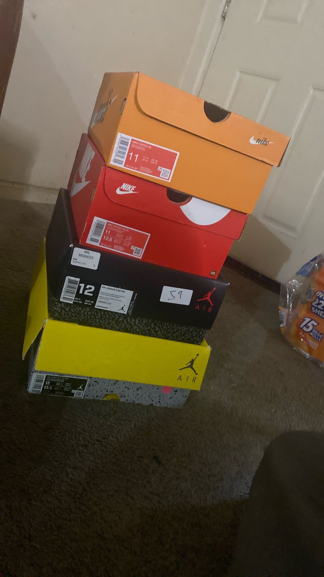 Used Shoes Throw Me Some Offers Just Tryna Get Then Out 