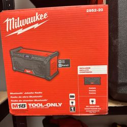 Milwaukee M18 Bluetooth Jobsite Radio 