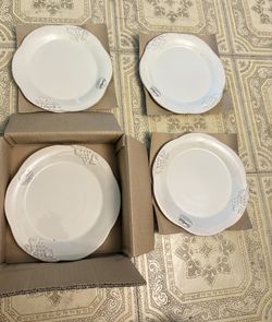 dish table set fine Portuguese stoneware  