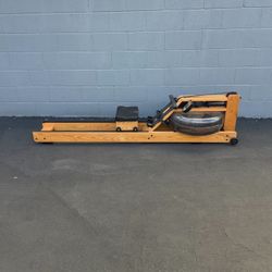 WaterRower Oak Rowing Machine with S4 Monitor…. Home Gym Fitness….