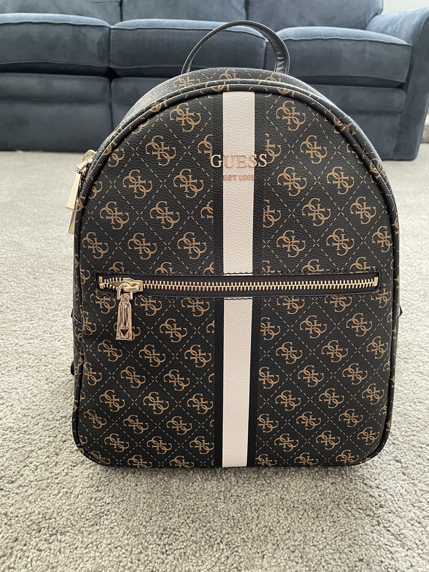 GUESS Vikky Logo Backpack