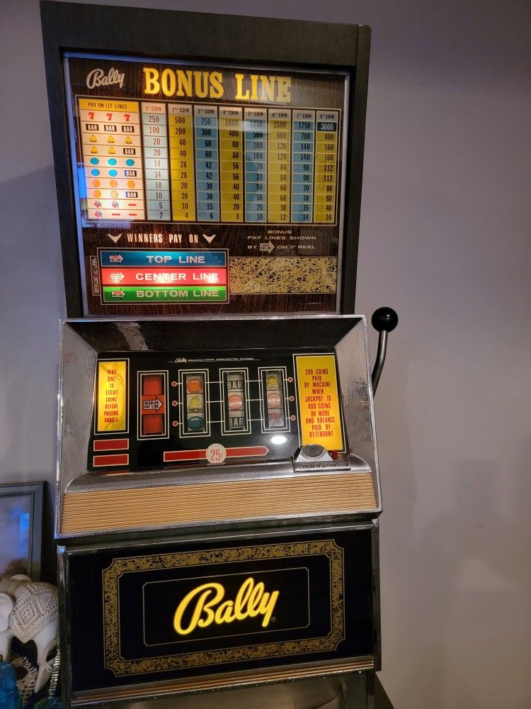Bally Slot Machine $.25