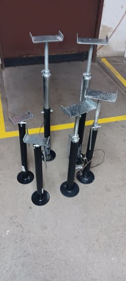 Rv slide out stabilizer jacks