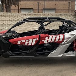  2025 Can-Am Maverick X3 Max DS Turbo RR for sale 1302 miles 68 hours  4 stroke  CVT fully automatic Transmission  Serviced and ready to go Financing 