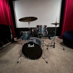 Pearl 4-Piece Drum Set w/ Cymbals and Seat – Great Condition