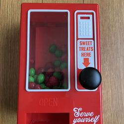Vending Machine Candy Dispenser