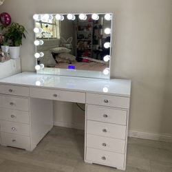 Makeup Vanity  with Bluetooth Mirror /   Financing available In Stock Price includes delivery and assembly 