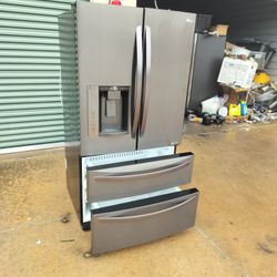L G Refrigerator 