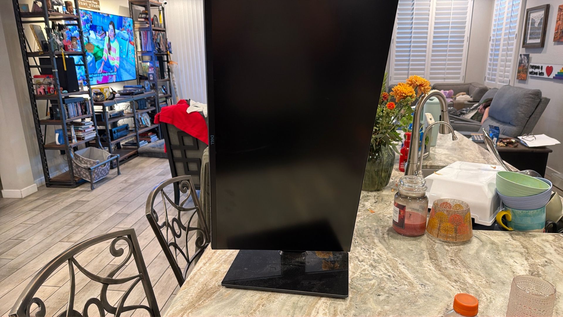 27 Inch Dell Monitor 