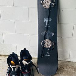 Snow Board , Size 10 Snowboarding Boots And Bag