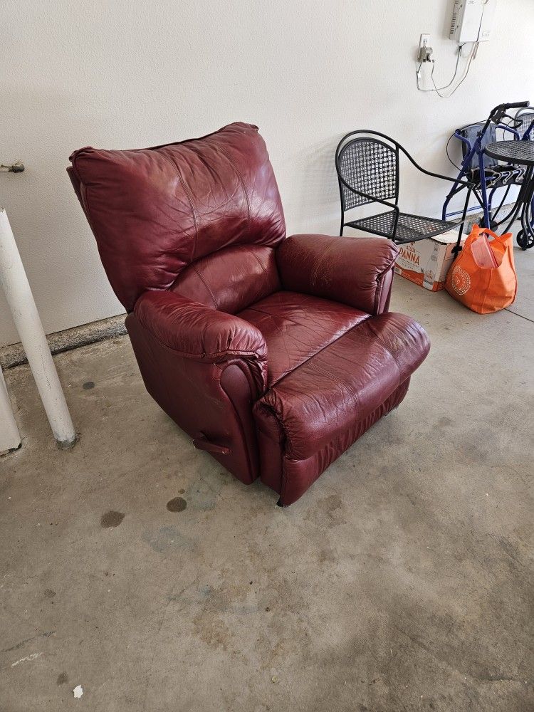 Very Comfortable Leather Recliner 