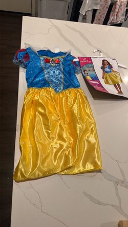 Snow White costume size 7/8