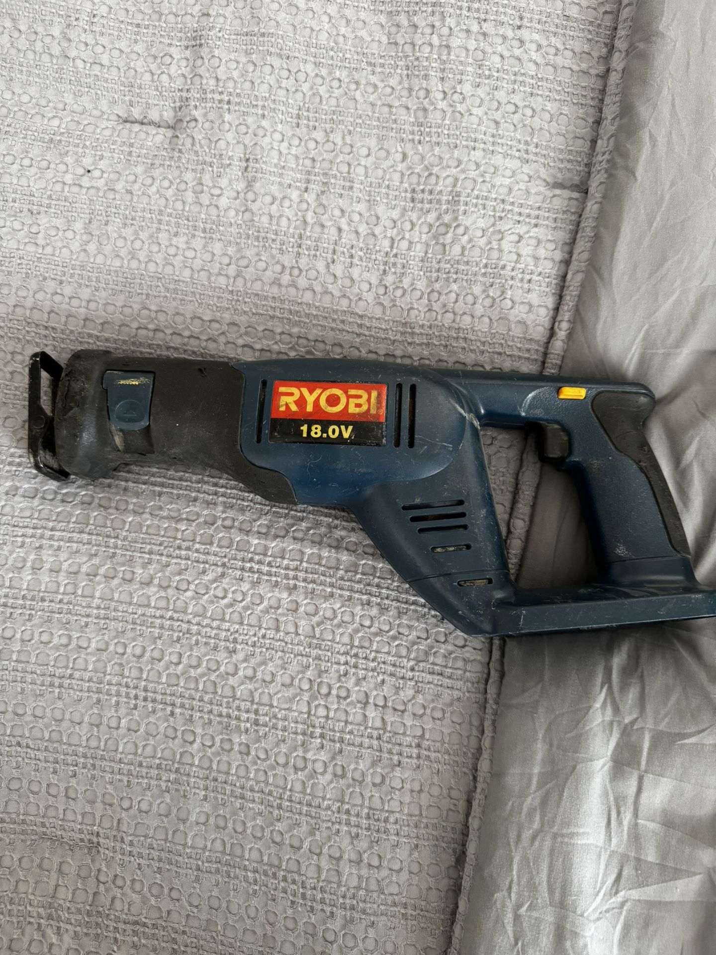 RYOBI Saw No Battery