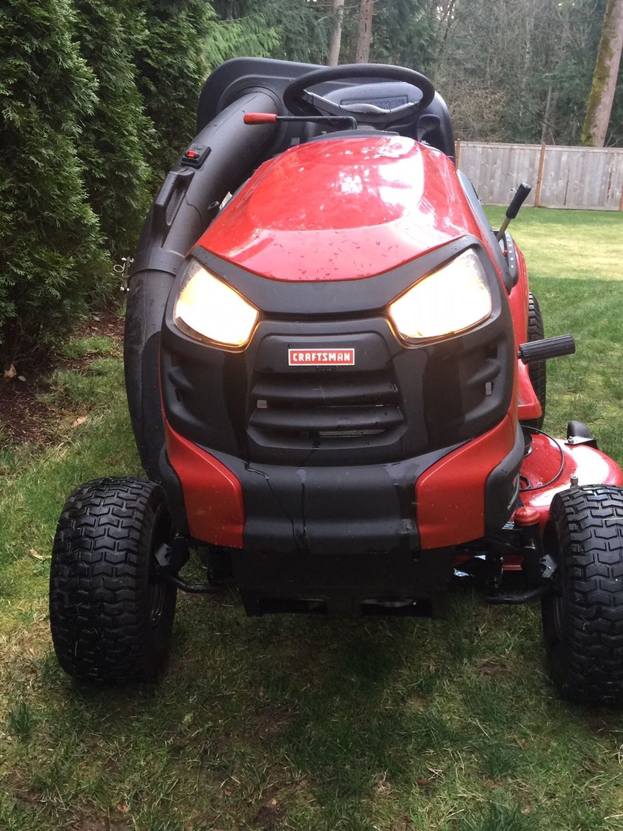 Craftsman Riding Lawn Mower YT3000 42” 21HP for Sale in Renton, WA