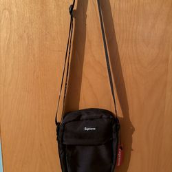 supreme Shoulder Bag( SS18)
