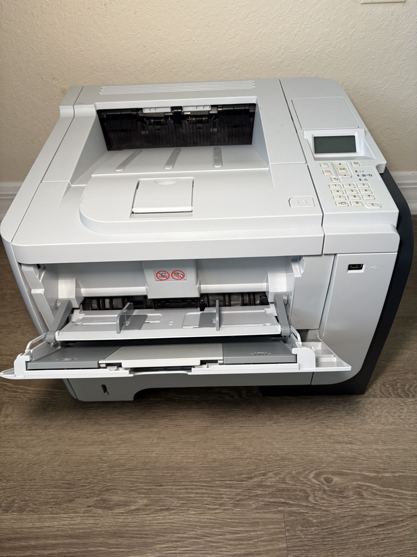 🖨️ HP LaserJet P3015dn Monochrome Laser Printer – Used, With Toner