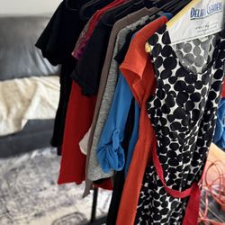 Loy Of Small Maternity Cloths 