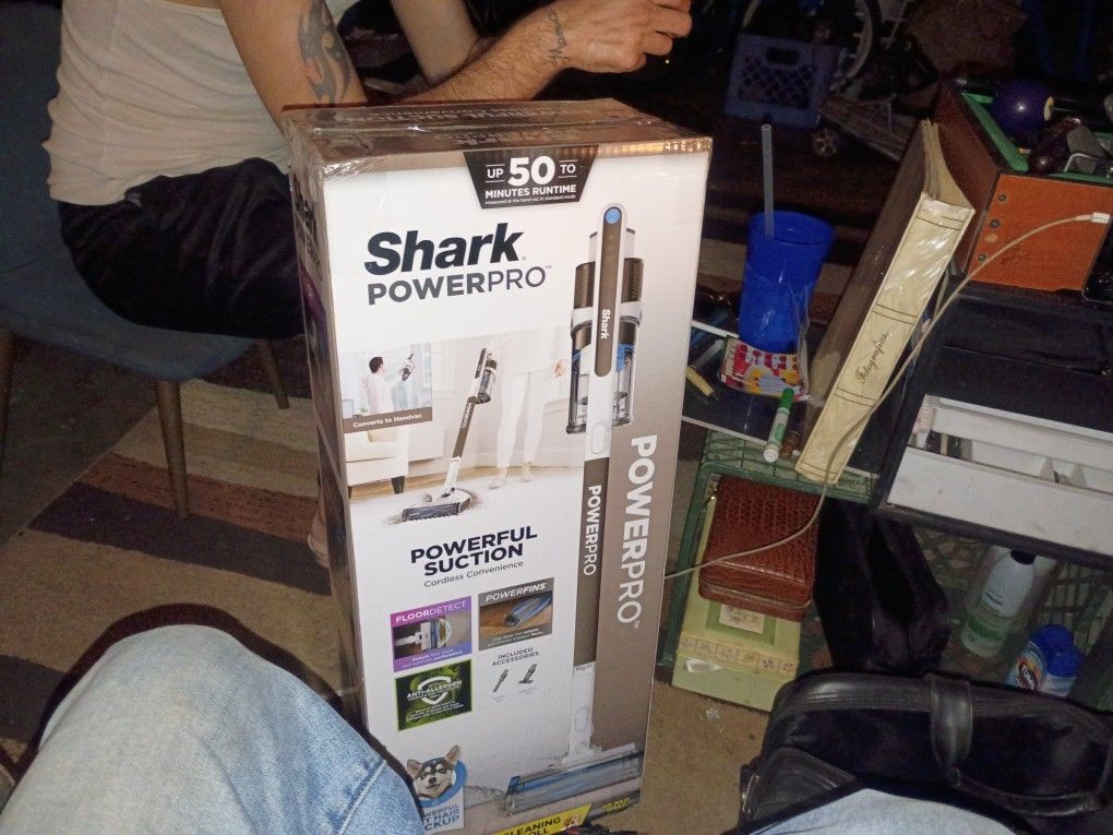 Shark Powerpro Cordless Fun