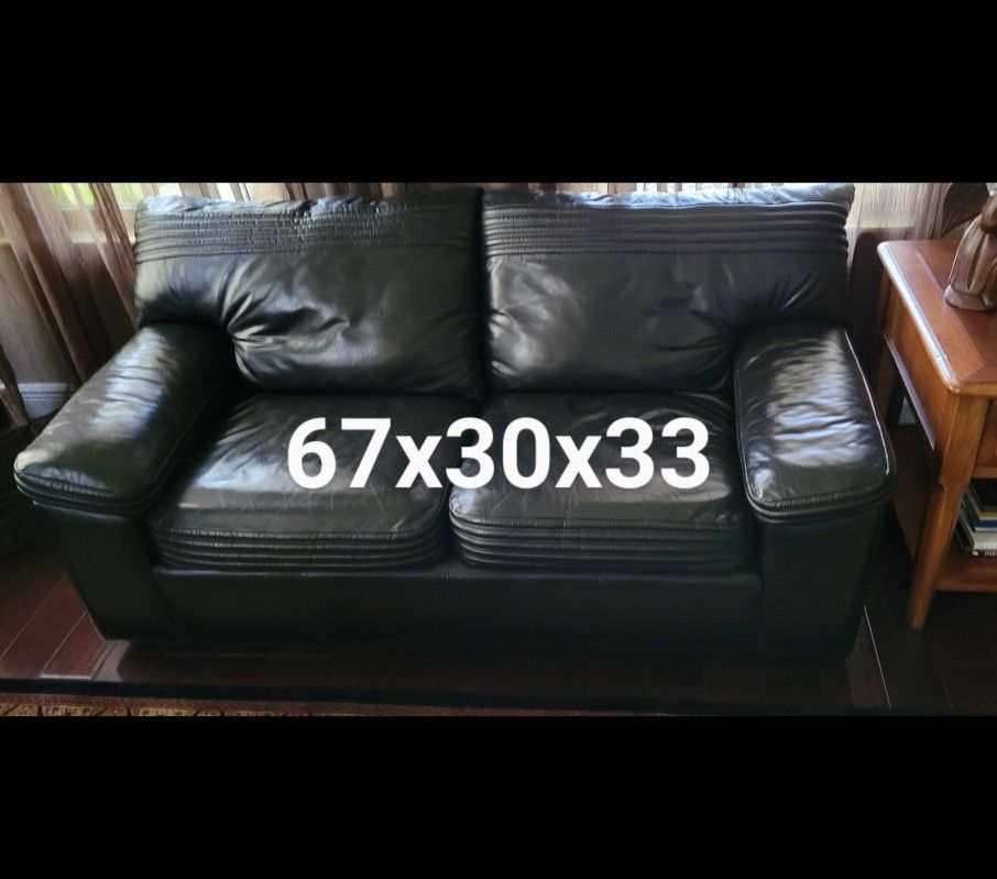Love Seat Black Leather