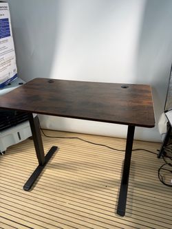 Standing Desk Dark Wood Top 39x24