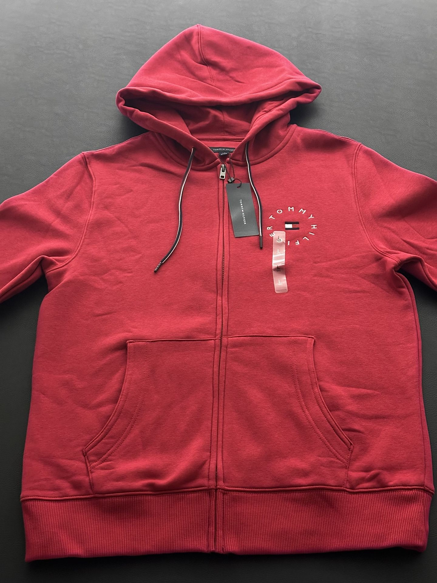 TOMMY HILFIGER FLAG LOGO ZIP HOODIE RED MENS LARGE 78JB424 TOMMY HILFIGER FLAG LOGO ZIP HOODIE RED MENS LARGE 78JB424