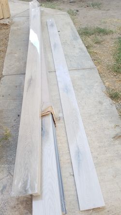 Square flush stairs nose