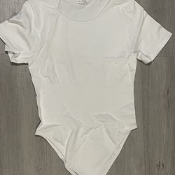 OQQ WHITE BODYSUIT SHORTSLEEVE