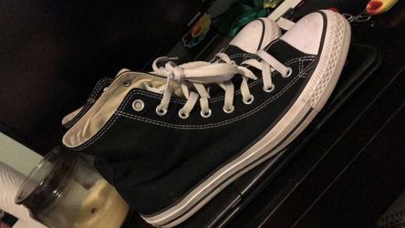 All star high top converse . Size 8.5