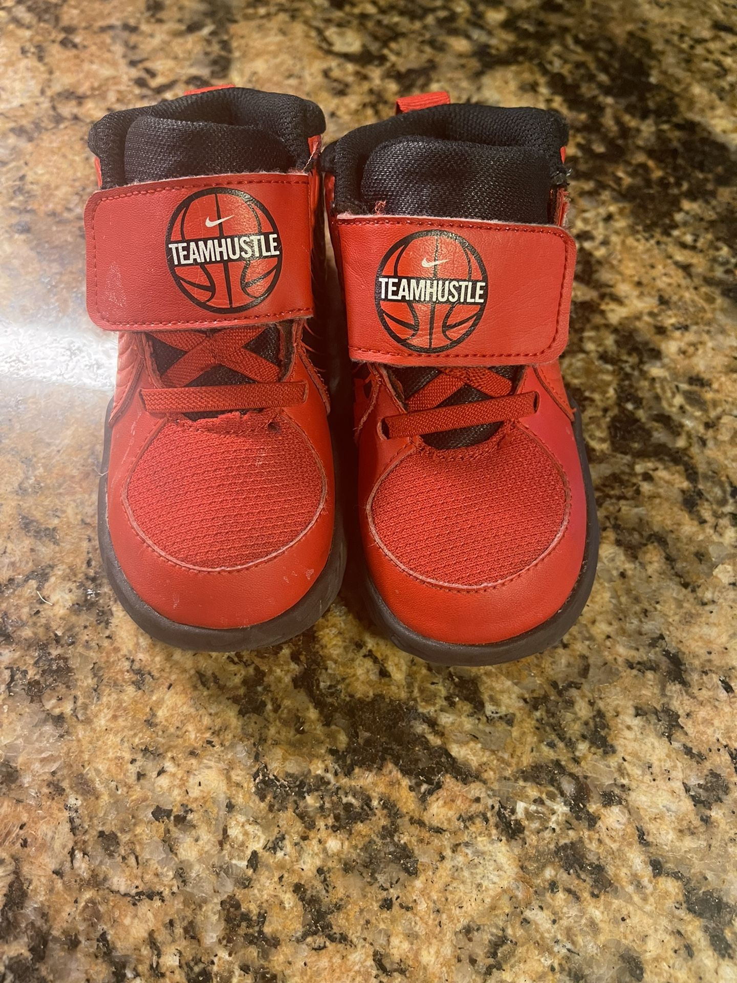 Toddler bikes (boys 7c)